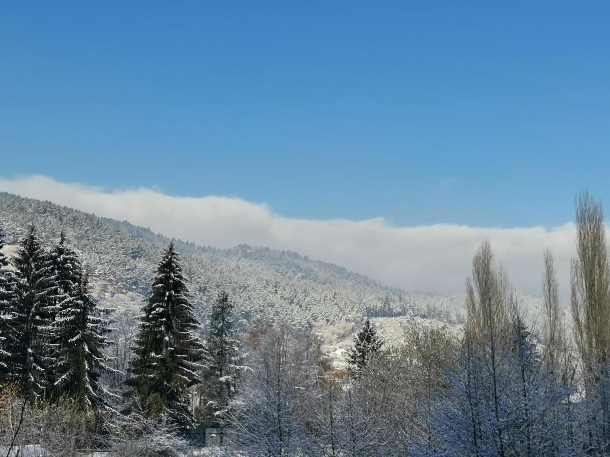 Appartamento Арт Мезонет Salem Velingrad Esterno foto