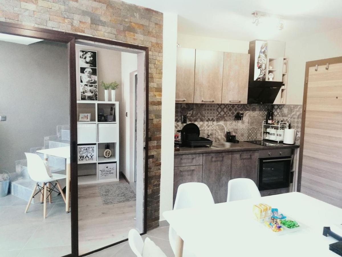 Appartamento Арт Мезонет Salem Velingrad Esterno foto