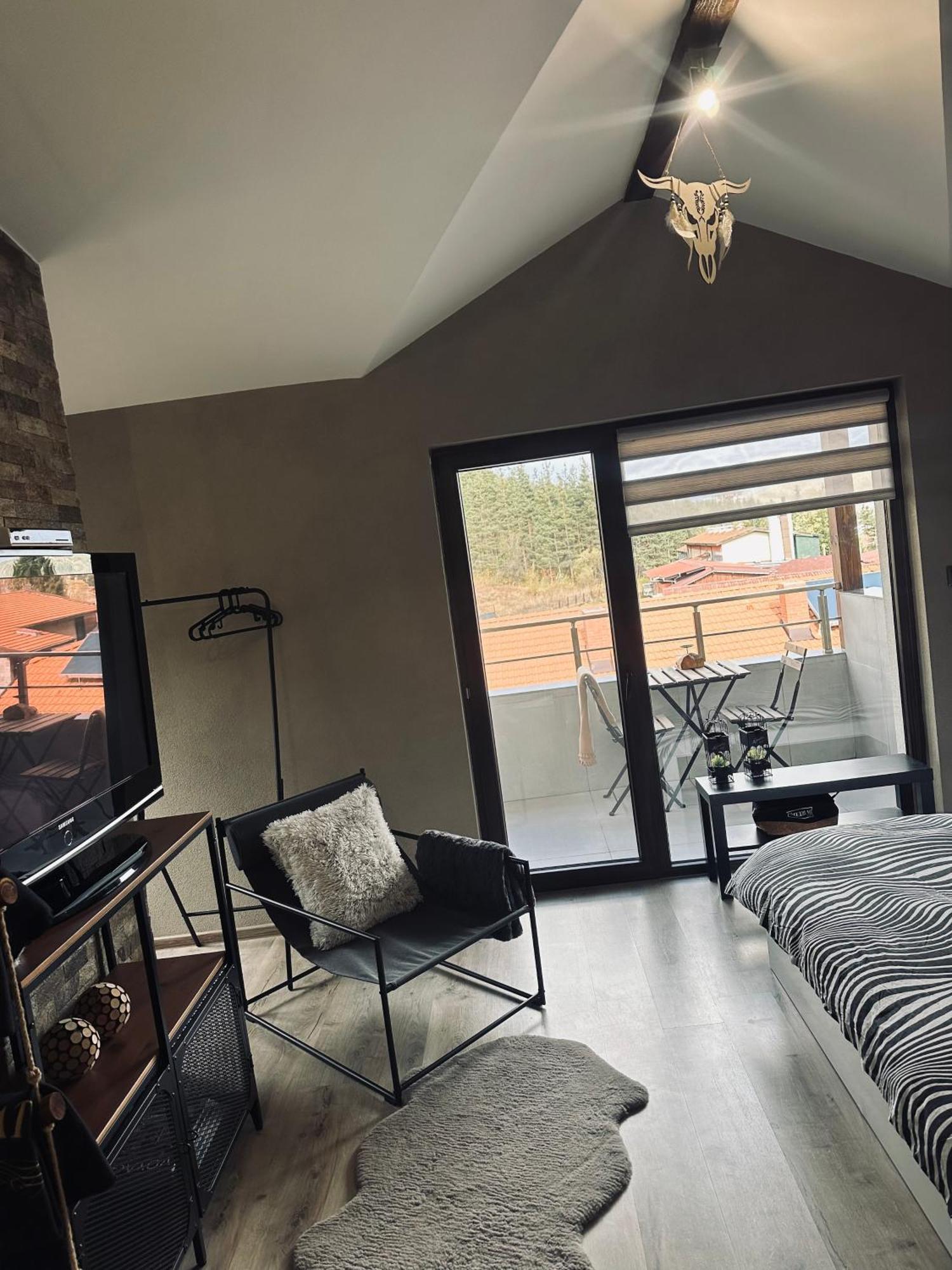 Appartamento Арт Мезонет Salem Velingrad Esterno foto